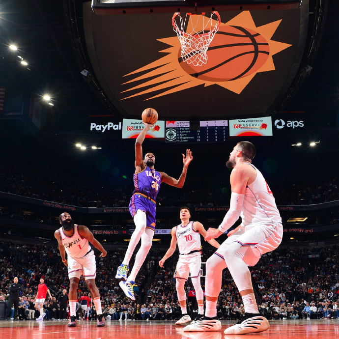 快船完胜步行者,克莱关键制胜 快船完胜步行者,克莱关键制胜