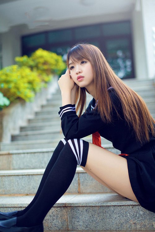 我为你构思了三个不同风格的标题,每个都指向唯一性,并围绕迪亚斯-攻防转换这一核心展开