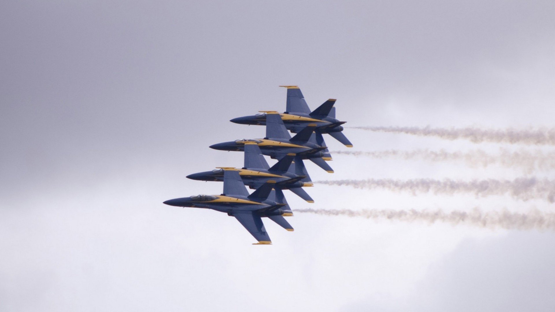 赛道即战场，当上海队弯道超车强行终结雄鹿